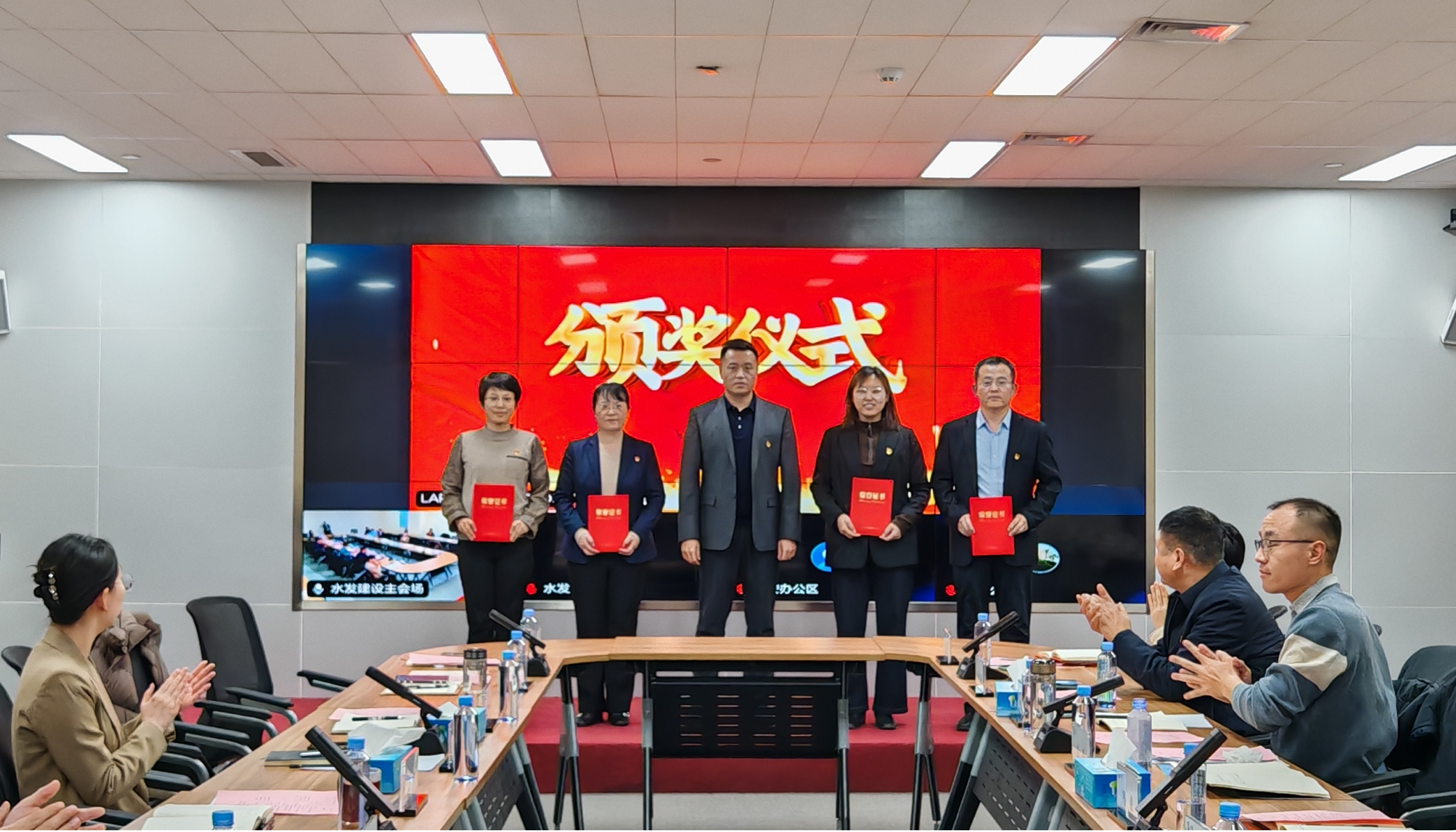 图片12.png 图片12.png